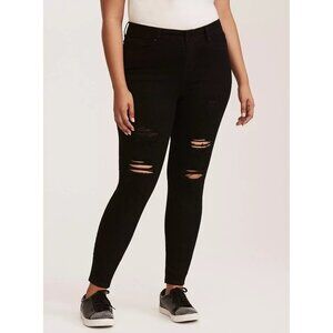 Torrid High Rise Ultra Skinny Jeans NEW Black Wash Ripped Destruction 30R